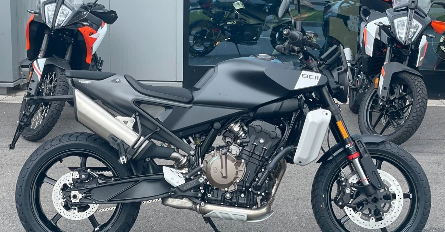 Zum Vergrößern bitte anklicken! Angebot Husqvarna Svartpilen 801