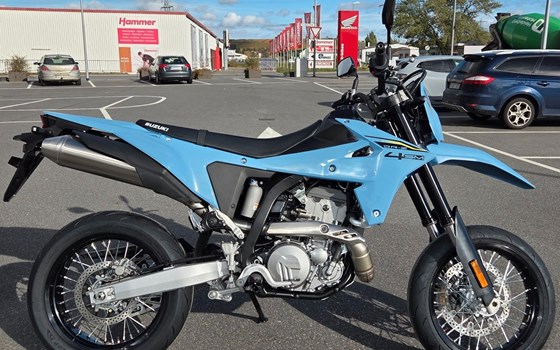 Neufahrzeug Suzuki DR-Z4SM - Bild 3