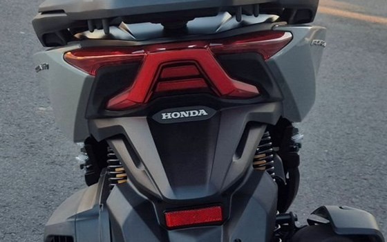 Neufahrzeug Honda Forza 350 - Bild 11