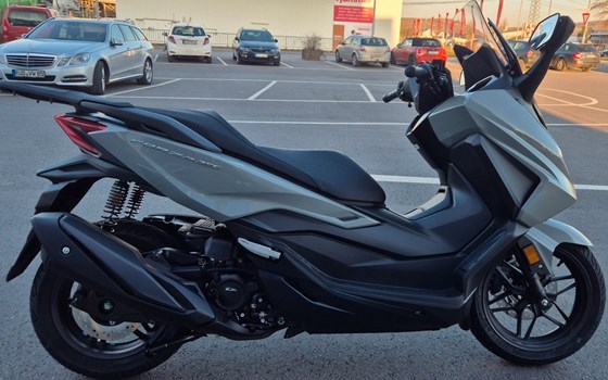 Neufahrzeug Honda Forza 350 - Bild 6