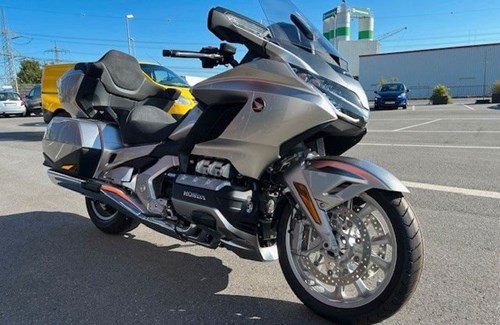 Neumotorrad Honda GL 1800 Goldwing Tour