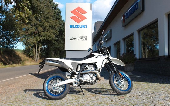 Neufahrzeug Suzuki DR-Z4SM - Bild 2