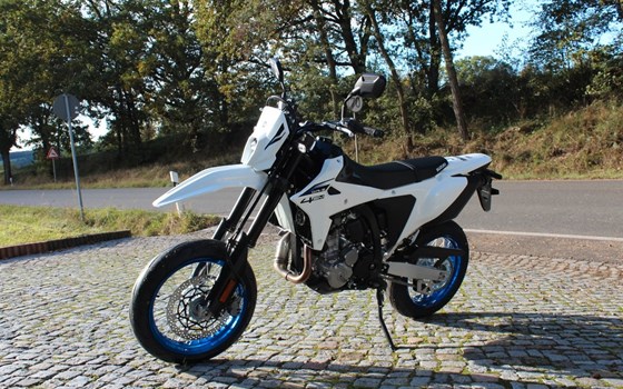 Neufahrzeug Suzuki DR-Z4SM - Bild 3