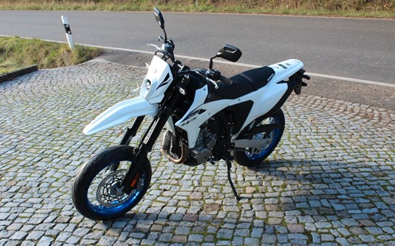 Neufahrzeug Suzuki DR-Z4SM - Bild 8