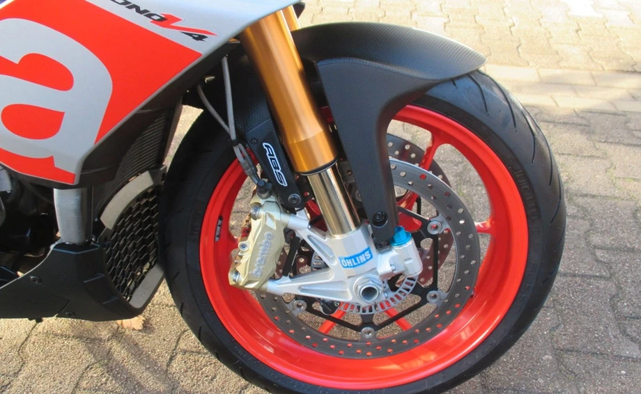 Angebot Aprilia Tuono V4 1100 Factory Bild 14: Angebot Aprilia Tuono V4 1100 Factory