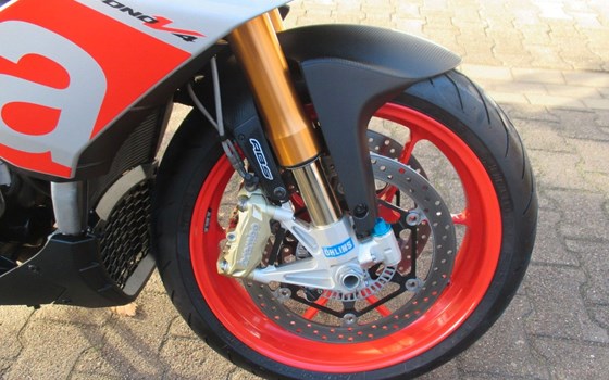 Gebrauchtmotorrad Aprilia Tuono V4 1100 Factory - Bild 14