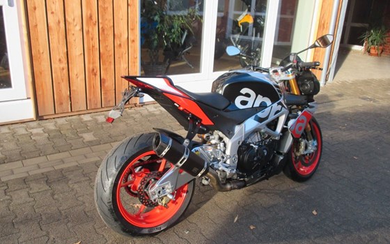 Gebrauchtmotorrad Aprilia Tuono V4 1100 Factory - Bild 3
