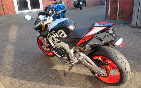 Gebrauchtmotorrad Aprilia Tuono V4 1100 Factory - Bild 5