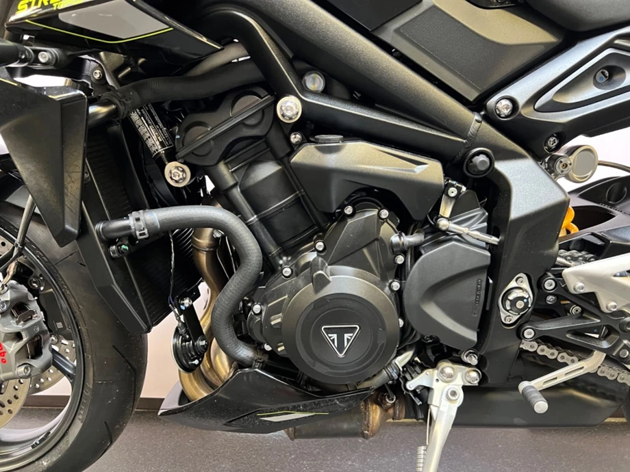 Angebot Triumph Street Triple 765 RS Bild 6: Angebot Triumph Street Triple 765 RS