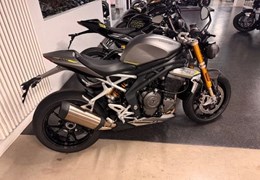 Gebrauchte Triumph Speed Triple 1200 RS