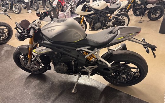 Gebrauchtmotorrad Triumph Speed Triple 1200 RS - Bild 9