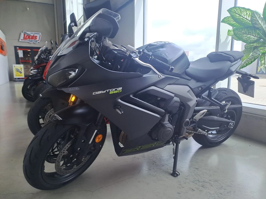 Angebot Triumph Daytona 660 Bild 1: Angebot Triumph Daytona 660