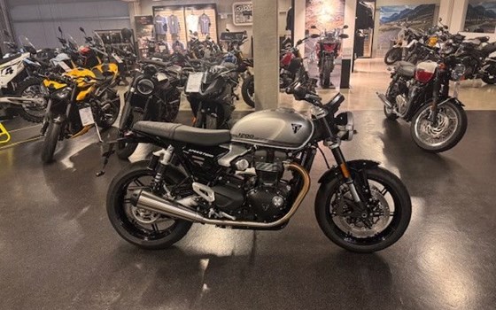 Gebrauchtmotorrad Triumph Speed Twin 1200 - Bild 5
