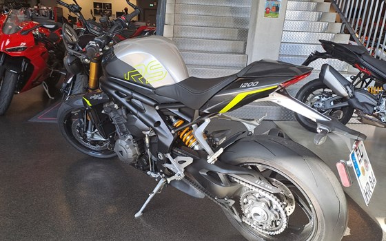 Gebrauchtmotorrad Triumph Speed Triple 1200 RS - Bild 2