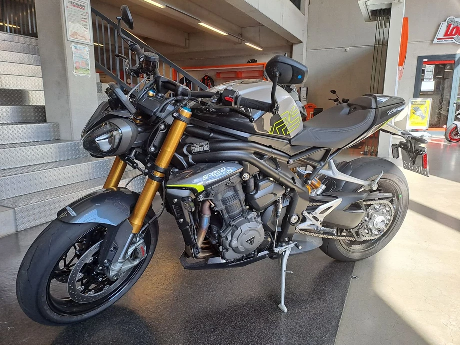Angebot Triumph Speed Triple 1200 RS Bild 3: Angebot Triumph Speed Triple 1200 RS
