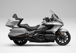 Neumotorrad Honda GL 1800 Goldwing Tour DCT