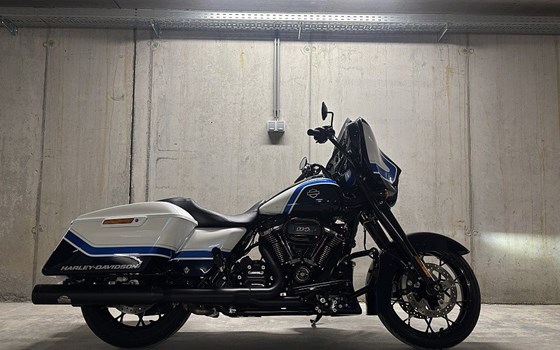 Gebrauchtmotorrad Harley-Davidson Touring Street Glide Special FLHXS - Bild 1