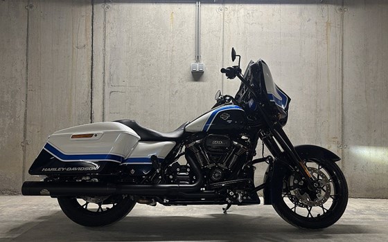 Gebrauchtmotorrad Harley-Davidson Touring Street Glide Special FLHXS - Bild 2 Gebrauchtmotorrad Harley-Davidson Touring Street Glide Special FLHXS - Bild 2