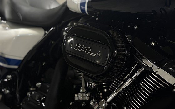 Gebrauchtmotorrad Harley-Davidson Touring Street Glide Special FLHXS - Bild 8