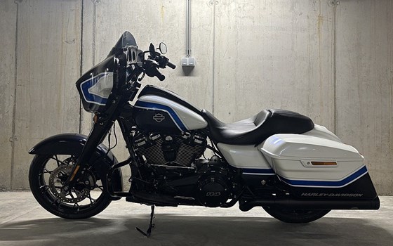 Gebrauchtmotorrad Harley-Davidson Touring Street Glide Special FLHXS - Bild 9 Gebrauchtmotorrad Harley-Davidson Touring Street Glide Special FLHXS - Bild 9