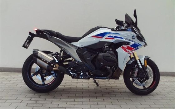 Gebrauchtmotorrad BMW R 1300 RS - Bild 1 Gebrauchtmotorrad BMW R 1300 RS - Bild 1