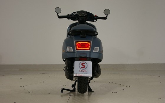 Neufahrzeug Vespa GTV 310 Officina 8 - Bild 12 Neufahrzeug Vespa GTV 310 Officina 8 - Bild 12