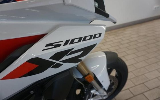 Gebrauchtmotorrad BMW S 1000 XR - Bild 3 Gebrauchtmotorrad BMW S 1000 XR - Bild 3