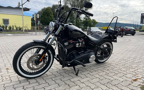 Gebrauchtmotorrad Harley-Davidson Softail Street Bob FXBB - Bild 11 Gebrauchtmotorrad Harley-Davidson Softail Street Bob FXBB - Bild 11