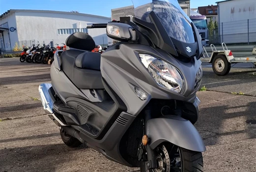 Suzuki Burgman 650 Executive
