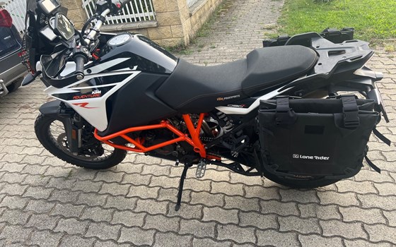 Gebrauchtmotorrad KTM 1090 Adventure R - Bild 3 Gebrauchtmotorrad KTM 1090 Adventure R - Bild 3