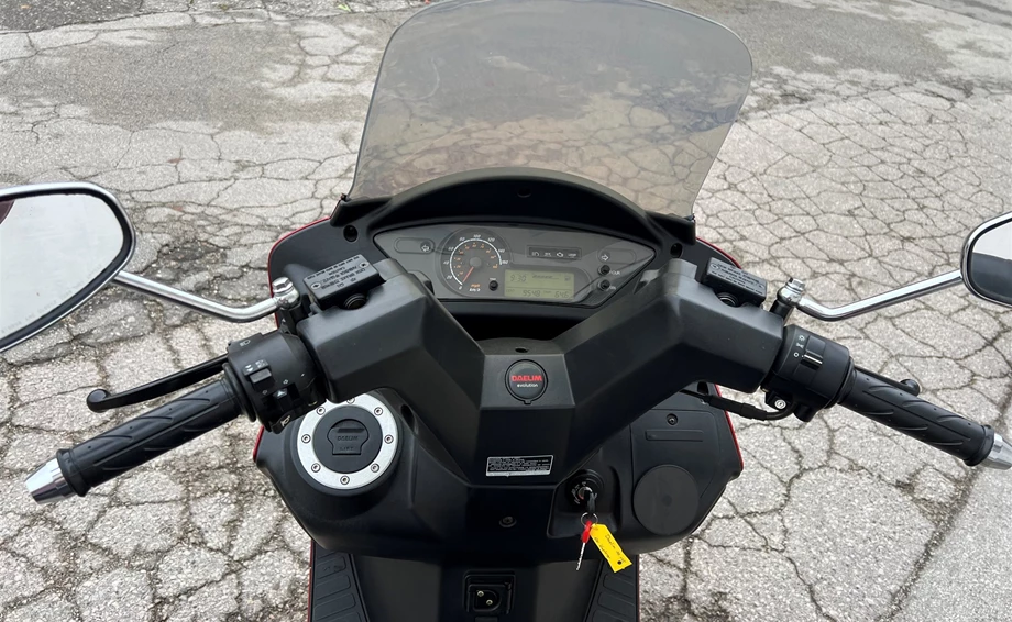 Angebot Daelim Freewing 125 Bild 6: Angebot Daelim Freewing 125