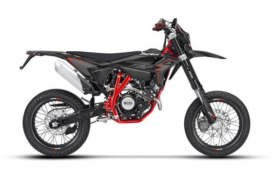 Neufahrzeug Beta RR Motard 125 R - Bild 1 Neufahrzeug Beta RR Motard 125 R - Bild 1