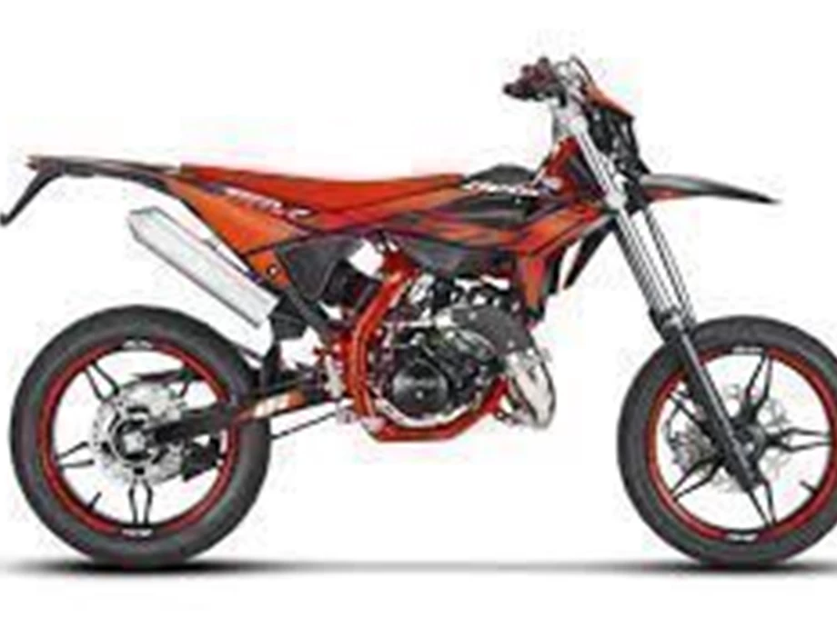Angebot Beta RR Motard 2T 50 Sport - Low Seat Bild 1: Angebot Beta RR Motard 2T 50 Sport - Low Seat
