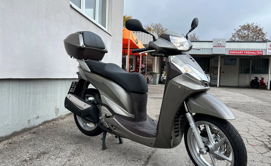 Angebot Honda SH300i Bild 2: Angebot Honda SH300i