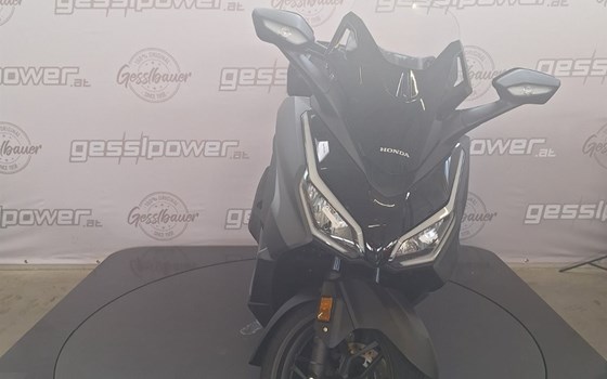 Neufahrzeug Honda Forza 125 - Bild 1 Neufahrzeug Honda Forza 125 - Bild 1