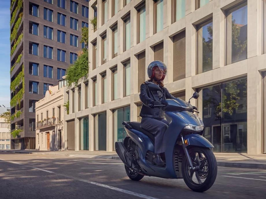 Angebot Honda SH350i Bild 2: Angebot Honda SH350i