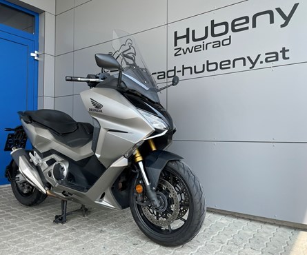 Gebrauchtmotorrad Honda Forza 750
