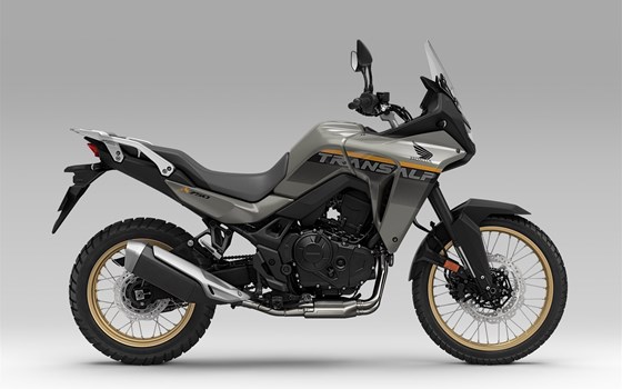 Neufahrzeug Honda XL750 Transalp - Bild 8 Neufahrzeug Honda XL750 Transalp - Bild 8