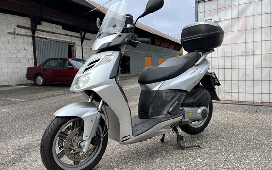 Gebrauchtmotorrad Aprilia Sportcity 300 Cube - Bild 1