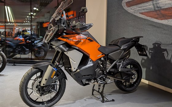Neufahrzeug KTM 1390 Super Adventure S EVO - Bild 1