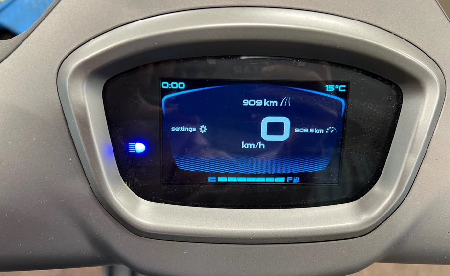 Angebot Vespa GTS 125 Supertech iGET Bild 6: Angebot Vespa GTS 125 Supertech iGET