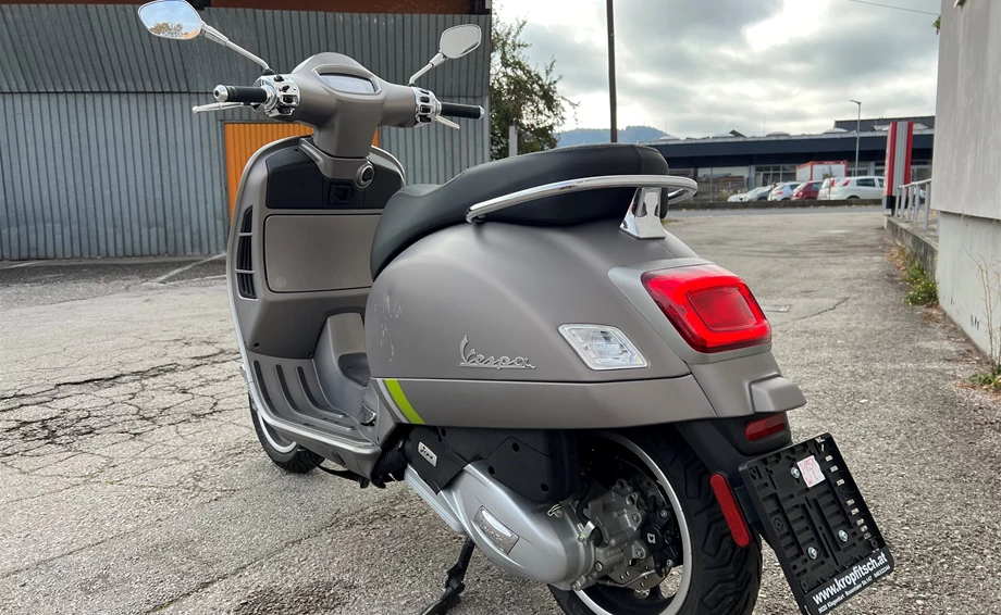 Angebot Vespa GTS 125 Supertech iGET Bild 4: Angebot Vespa GTS 125 Supertech iGET