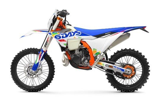 Neufahrzeug KTM 300 EXC TBI Sixdays - Bild 2 Neufahrzeug KTM 300 EXC TBI Sixdays - Bild 2