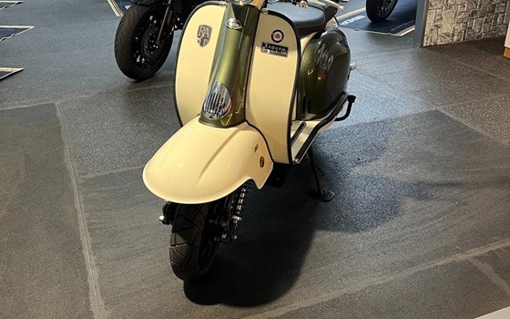 Neufahrzeug Royal Alloy TG 300 LC ABS - Bild 2