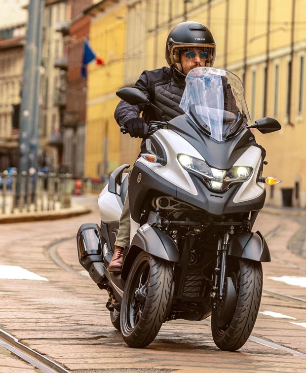 Yamaha Tricity 300<br />mit PKW Führerschein fahrbar Milky White SONDERPREIS