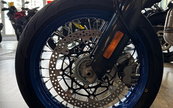 Neufahrzeug Suzuki DR-Z4SM - Bild 5