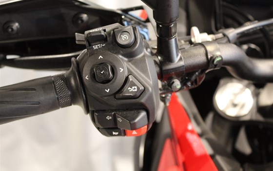 Gebrauchtmotorrad Yamaha Tracer 7 - Bild 14