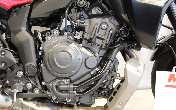 Gebrauchtmotorrad Yamaha Tracer 7 - Bild 3