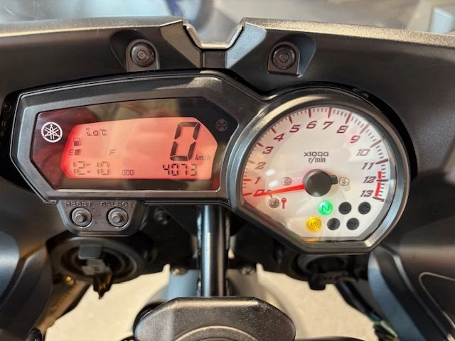 Zum Vergrößern bitte anklicken! Angebot Yamaha FZ-8S Fazer