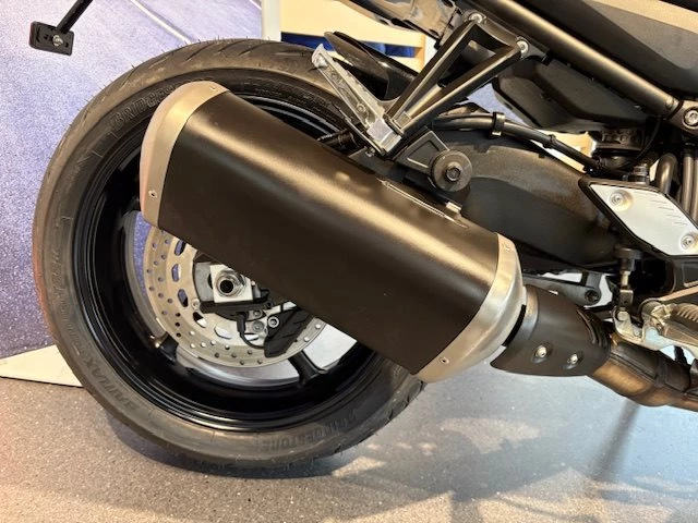Zum Vergrößern bitte anklicken! Angebot Yamaha FZ-8S Fazer